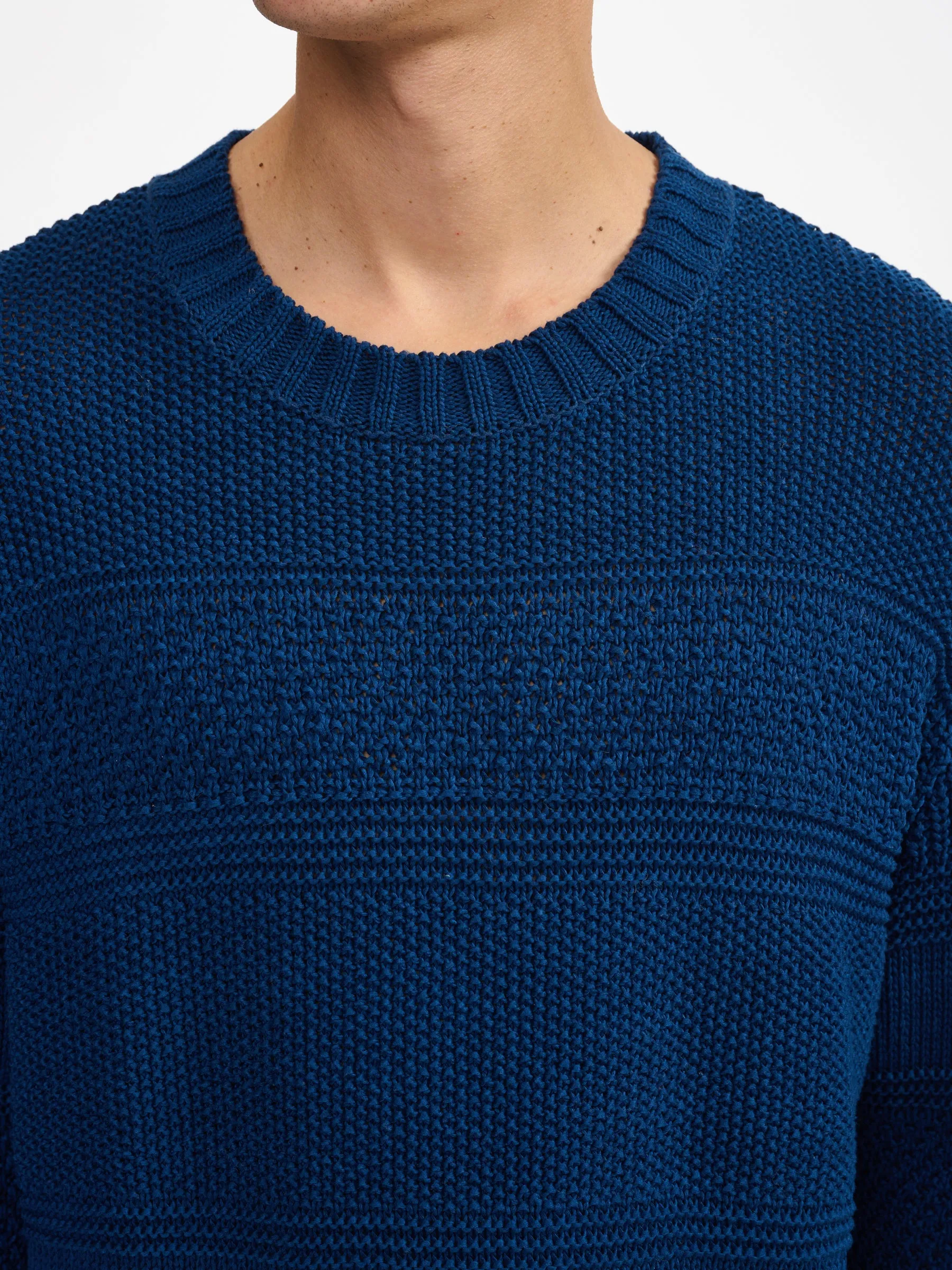 ACCYS SWEATER