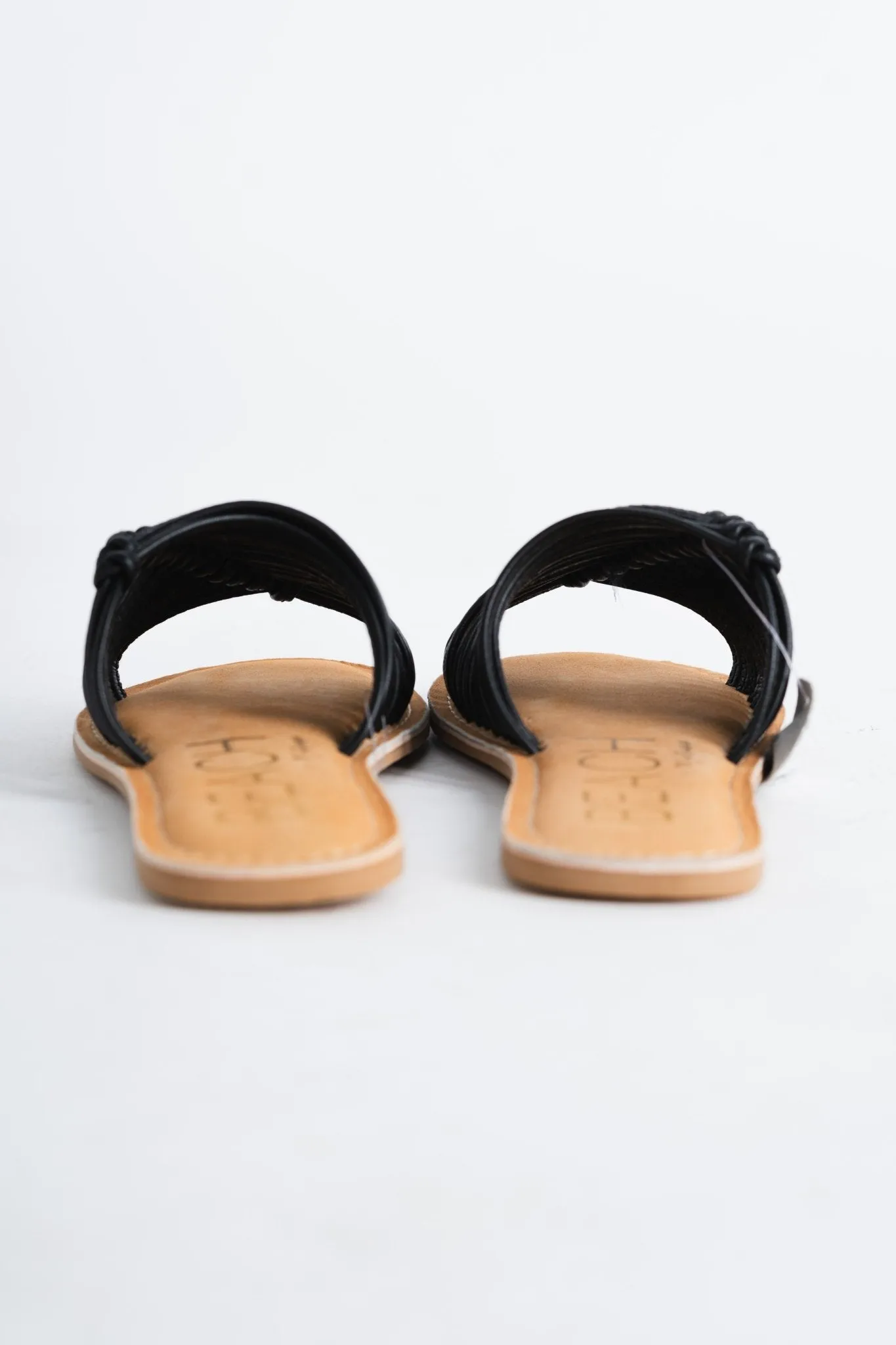 Baxter leather sandals black