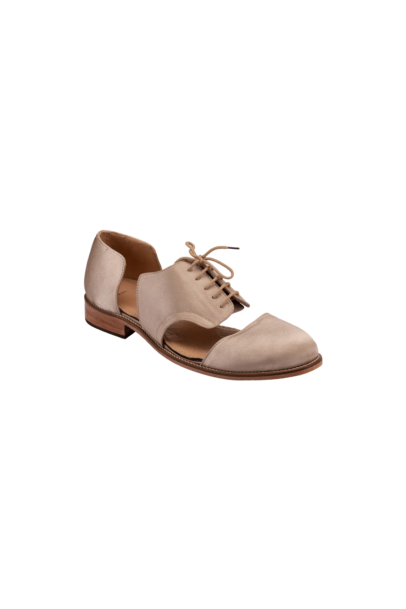 CUT-OUT SHOES