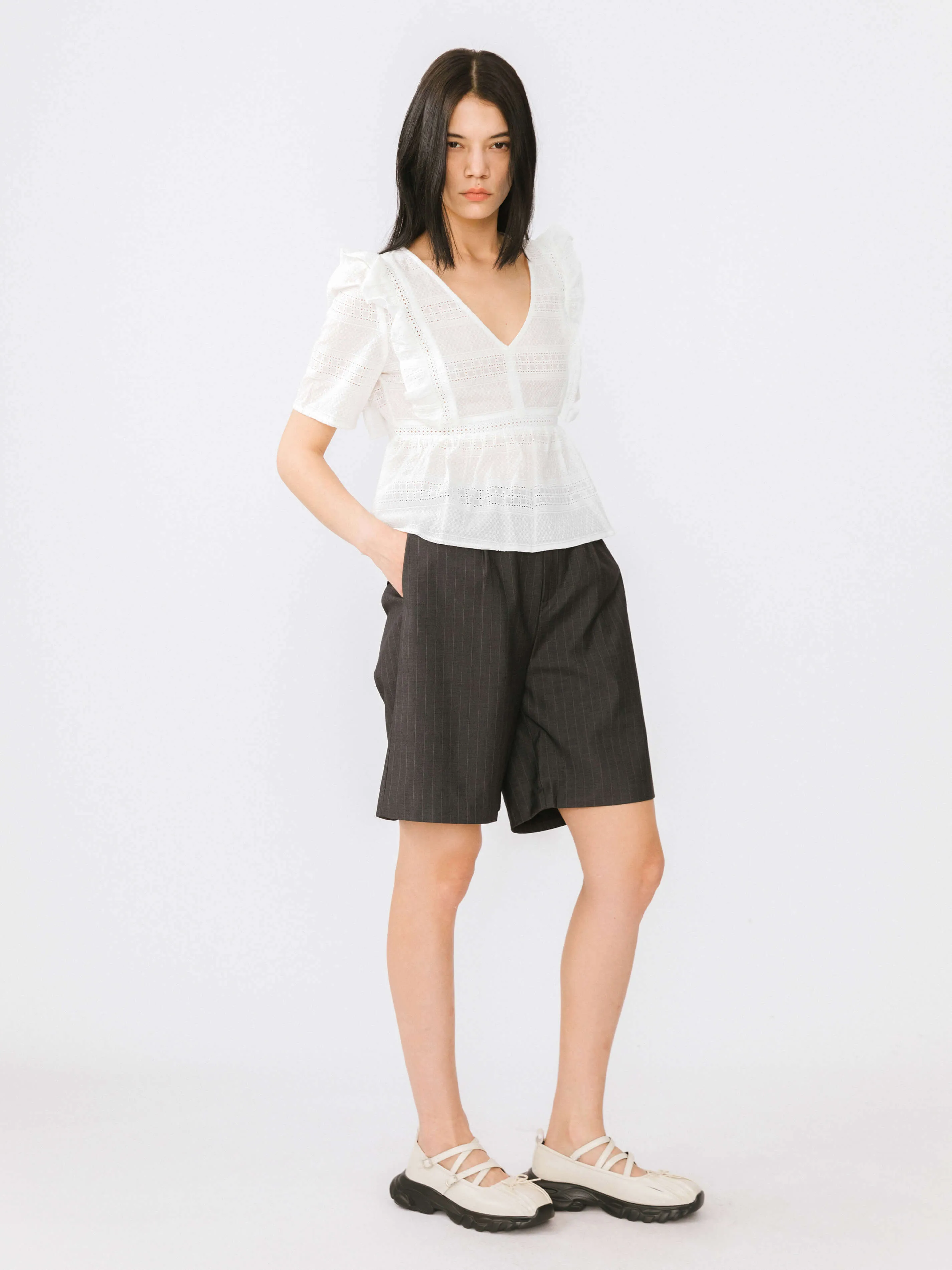 Vintage V-neck Lace T-shirt